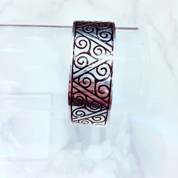 Jewelry - Silver Tone Scroll Cuff Bracelet